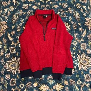 Warm, Cute, Cozy Patagonia Pullover